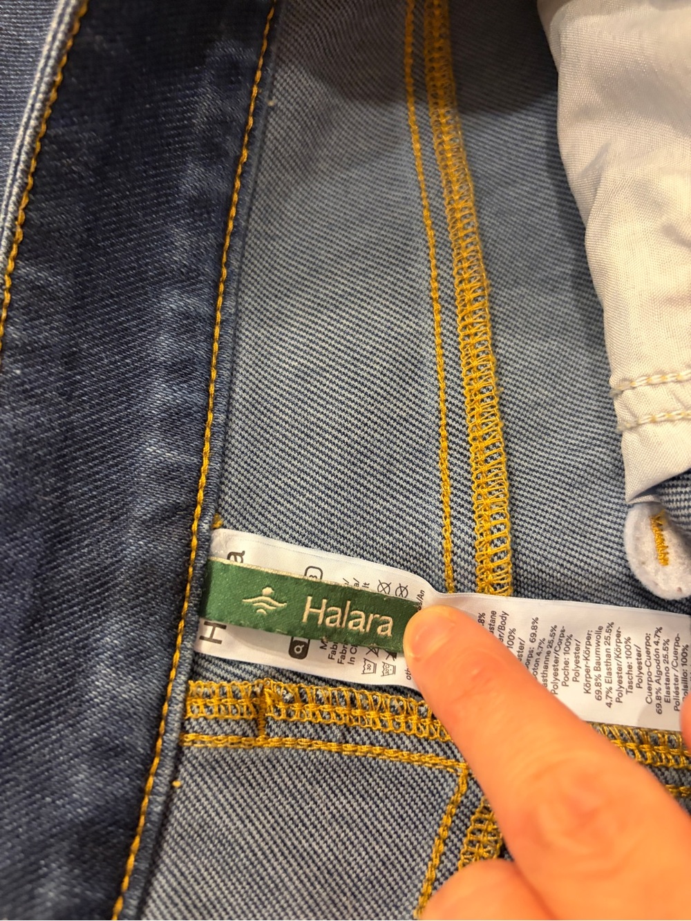 Halara Flex High Waisted Pockets Rolled Hem Wide Leg Jeans - Picture 7 of 10